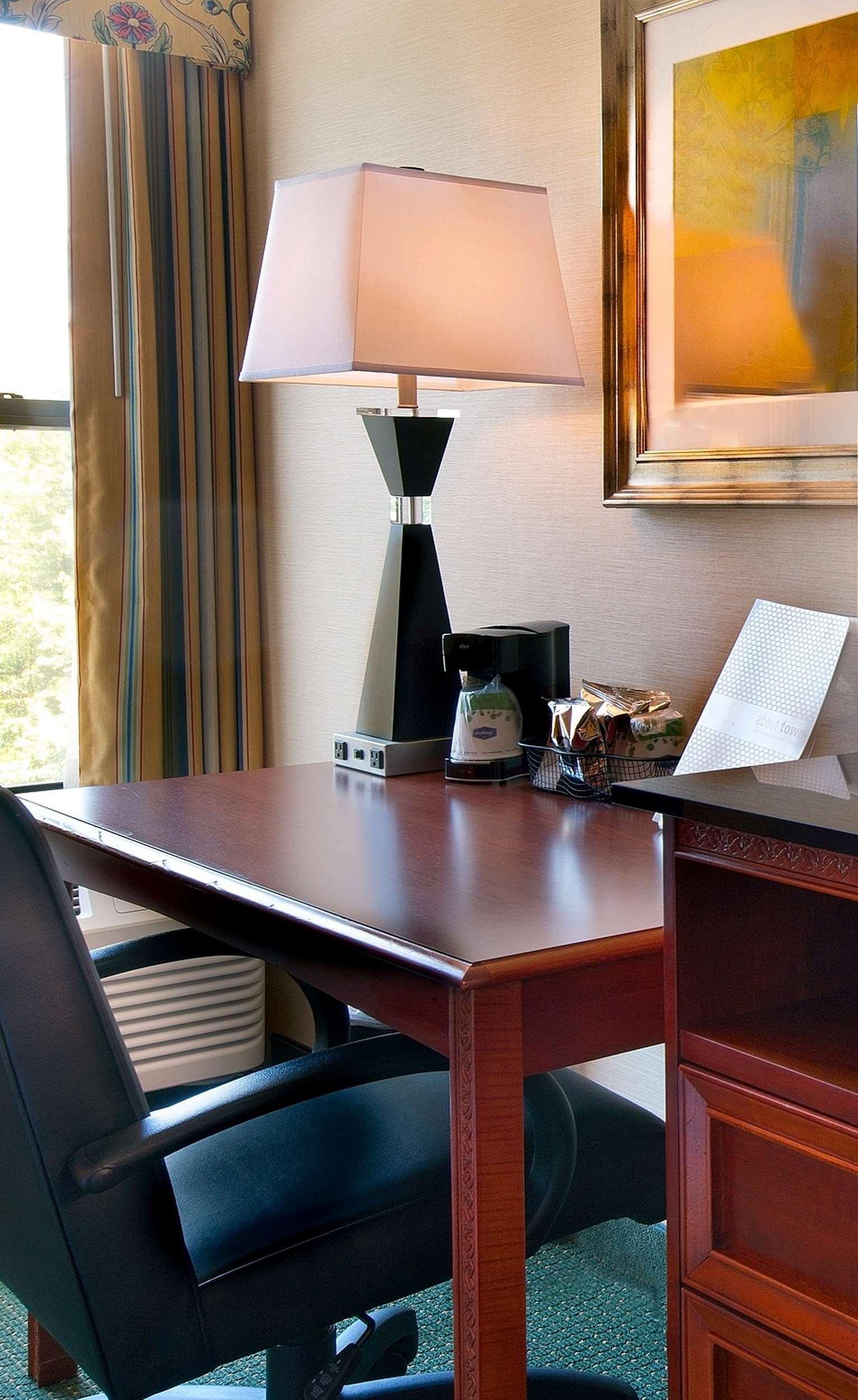 Hampton Inn Alexandria Dış mekan fotoğraf