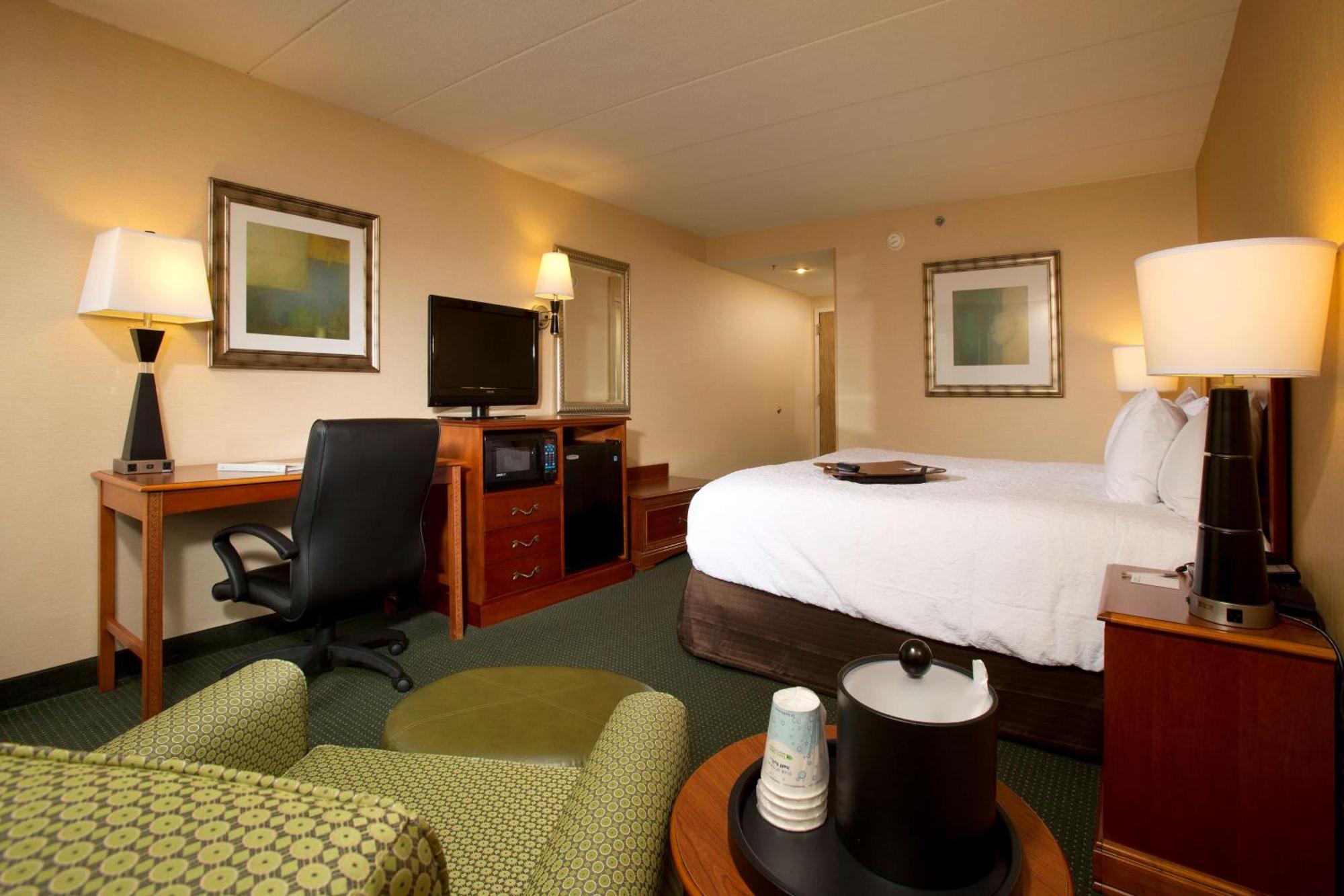 Hampton Inn Alexandria Dış mekan fotoğraf